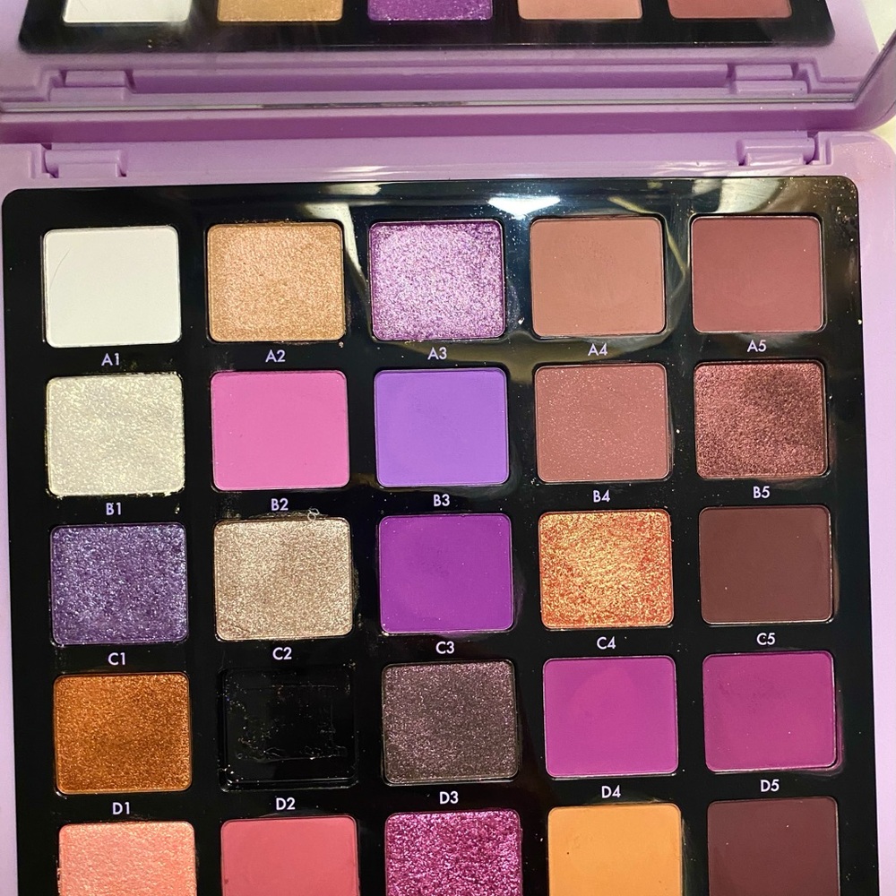Anastasia Beverly Hills NORVINA Pro Pigment Palette Vol. 5 - Picture 6 of 6